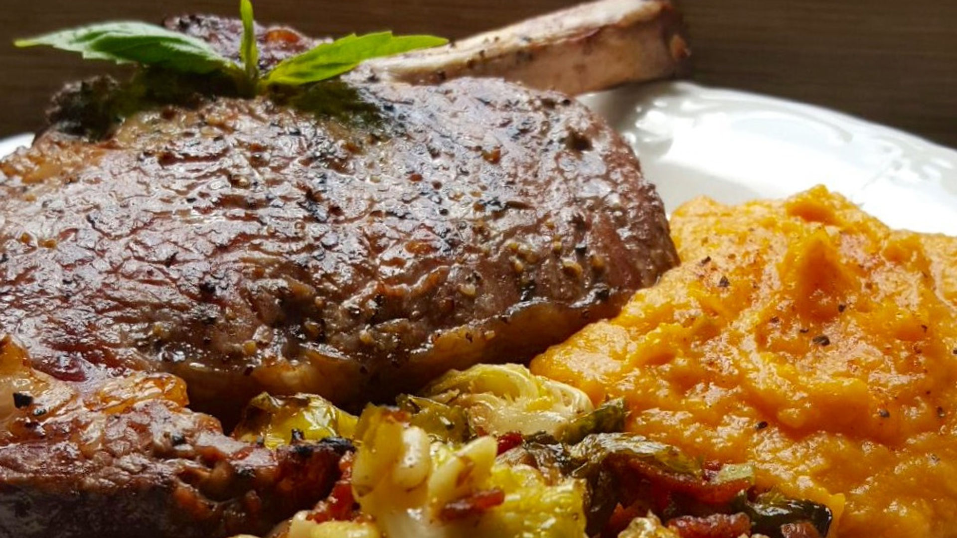 Expansive outdoor deck at Penn's Tavern overlooking the Susquehanna River at golden hour